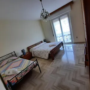 a-ca-da-luisa.hotelitalianriviera.com/